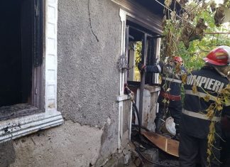 Incendiu puternic la o locuință din Văleni