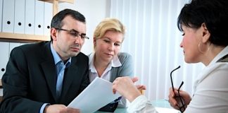 Angajatorii olteni riscă amenzi dacă nu respectă legea salarizării