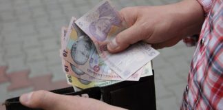 Câştigul salarial mediu, în scădere la Olt