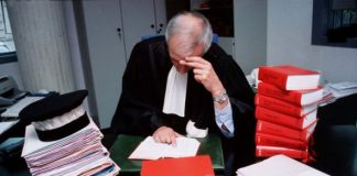 Magistrat de la Tribunalul Olt iese oficial la pensie