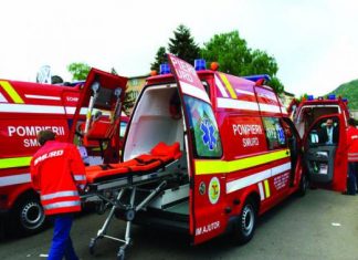 Ambulanțele oltene fac față cu greu sutelor de solicitări