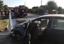 Mașină în flăcări în intersecție la Găneasa