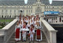 Ansamblul „Plaiurile Sâmbureştiului”, locul I la Festivalul Internaţional „Cătălina” de la Iaşi