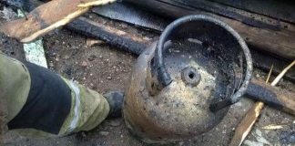 O butelie a explodat într-o locuinţă din Teslui