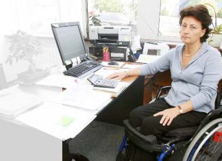 Persoanele cu dizabilități pot beneficia de 1.500 de lei pentru combustibil