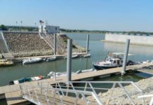 Portul Corabia, în continuare blocat