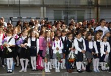 Emoţii, bucurie şi entuziasm la deschiderea noului an şcolar în Slatina