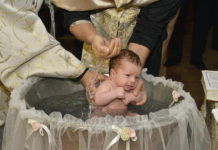 Anchetă de proporţii: Bebeluş mort la botez!