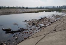 Râul Olt, transformat în groapă de gunoi