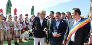 Premii numeroase la Festivalul Naţional – Concurs de umor –  „Oltenii &… Restu’ Lumii”