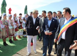 Premii numeroase la Festivalul Naţional – Concurs de umor – „Oltenii &… Restu’ Lumii”