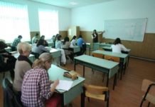 Trei licee riscă să devină şcoli profesionale