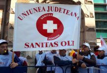 Sindicaliștii de la SANITAS Olt au protestat în fața Ministerului Muncii!