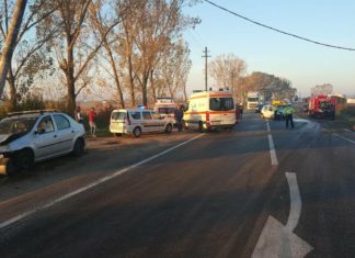 Accident rutier cu trei adulți și doi copii în apropiere de Podul Olt