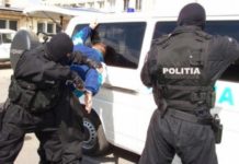 Bărbat din Olt cercetat pentru pornografie infantilă