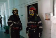 Incendiu la un bloc de garsoniere