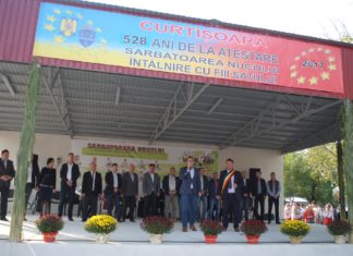 „Sărbătoarea Nucului”, la Curtișoara, un succes al administrației locale
