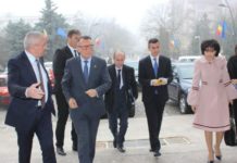 Contracte de 89 milioane de lei pentru modernizarea infrastructurii rutiere, semnate de vicepremierul Paul Stănescu