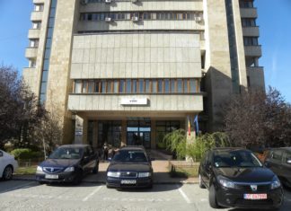 Garaje din Slatina, scoase la vânzare de Fiscul oltean