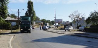 Pasarelă pietonală pe strada Oituz