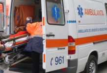 Două accidente pe o stradă din Scornicești. Doi copii au ajuns la spital