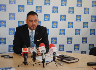 Senatorul de Olt, Liviu Voiculescu, membru al Comisiei pentru controlul SIE