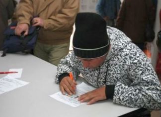 Primării din Olt cu sute de dosare de alocaţii de susţinere a familiei