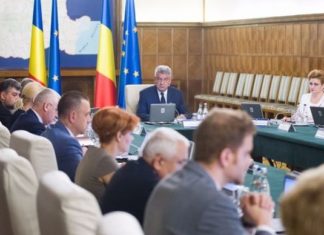 Schimbări de prefecţi şi subprefecţi