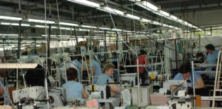 Sclavie la două firme din Olt