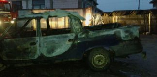 Incendiu în Caracal. Flăcările au cuprins o mașină
