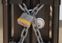 Firme radiate pe bandă rulantă în Olt. Zilnic, în medie, cinci patroni au pus lacătul pe afacere