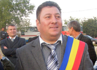 Marius Paulian Preoteasa, primarul din Stoicăneşti, conectat la prezentul comunei