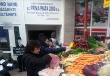 Scandal la Piața Zahana. Un tânăr a fost înjunghiat