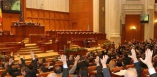 Legea achiziţiilor publice a fost modificată de Senat. Pentru valorile mai mici de 1.000 de lei nu mai e necesară licitaţia