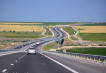 Circulaţia pe Autostrada Soarelui se desfăşoară normal, după remedierea deformării apărute pe carosabil la km 17