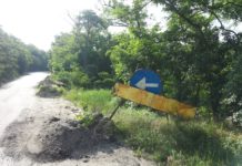 Porțiunea calamitată din DJ 546 Teslui-Deleni, refăcută de Consiliul Județean