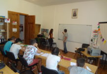 Tabără de matematică la Centrul Social din Grădinari al Arhiepiscopiei Craiovei