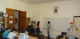 Tabără de matematică la Centrul Social din Grădinari al Arhiepiscopiei Craiovei