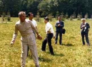 NICOLAE CEAUȘESCU este folosit drept argument în campania pentru referendum, de către Protoiereul de Caracal