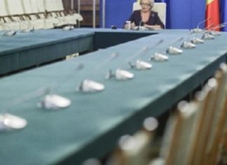 Românii săraci primesc un alt fel de ajutor de la Guvern: produse de igienă