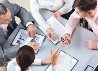 Anunț pentru toți salariații! Urmează o minivacanță!