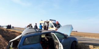 Accident grav în Olt. Impact violent între o autoutilitară și un autoturism
