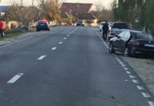 Un oltean care a adormit la volan a provocat un accident în lanţ – două victime şi patru maşini implicate