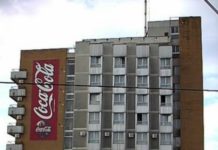 Turiștii stau în șubă la Hotel Parc Slatina