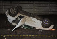 Accident GRAV în Olt: a intrat cu maşina într-un cap de pod şi s-a răsturnat!