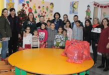 Moș Nicolae a venit și la Centrul de zi „Cristina” din Caracal