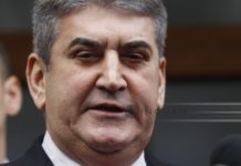 Gabriel Oprea: Dragi prieteni, am revenit in fruntea UNPR. Colegii au decis prin vot sa le fiu din nou presedinte