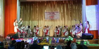 Muguraşii Iminogului, din Perieţi, au înflorit de Dragobete