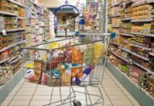 Supermarketuri din Olt, amendate drastic de inspectorii sanitari veterinari