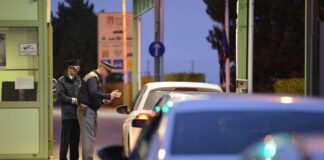 Un tânăr din Olt a încercat să treacă frontiera cu un permis de conducere fals